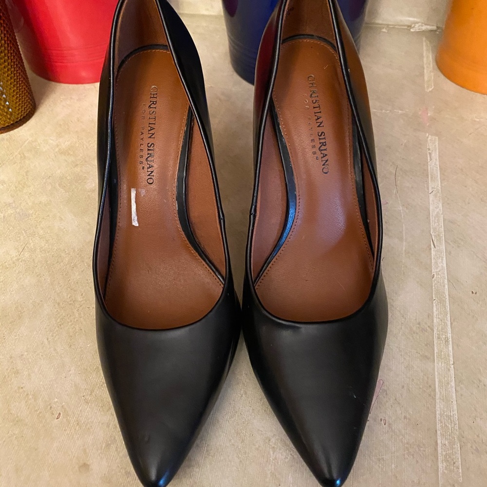 10W Christian Siriano Pumps